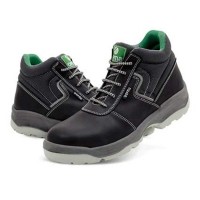 BLACK LEATHER BOOT WITH TOE...