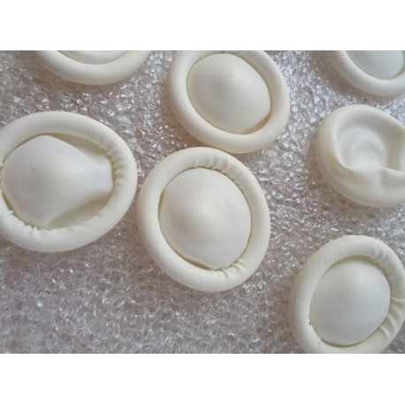 LATEX FINGERMATS ONE SIZE 100 UNITS.