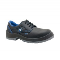 BLACK SHOES WITH TOE PANTER...