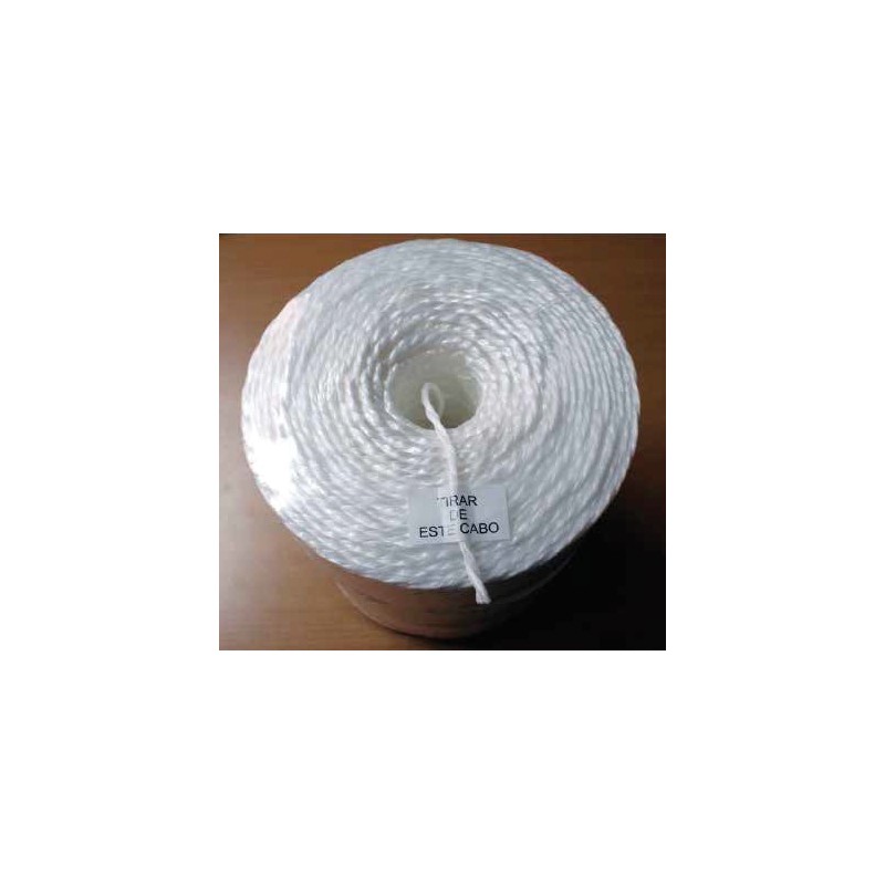 BOBINA DE LINHA DE RÁFIA BRANCA 2 KG.