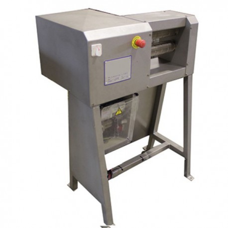 MACHINE À COUPER LES PIEDS DE BOVIN