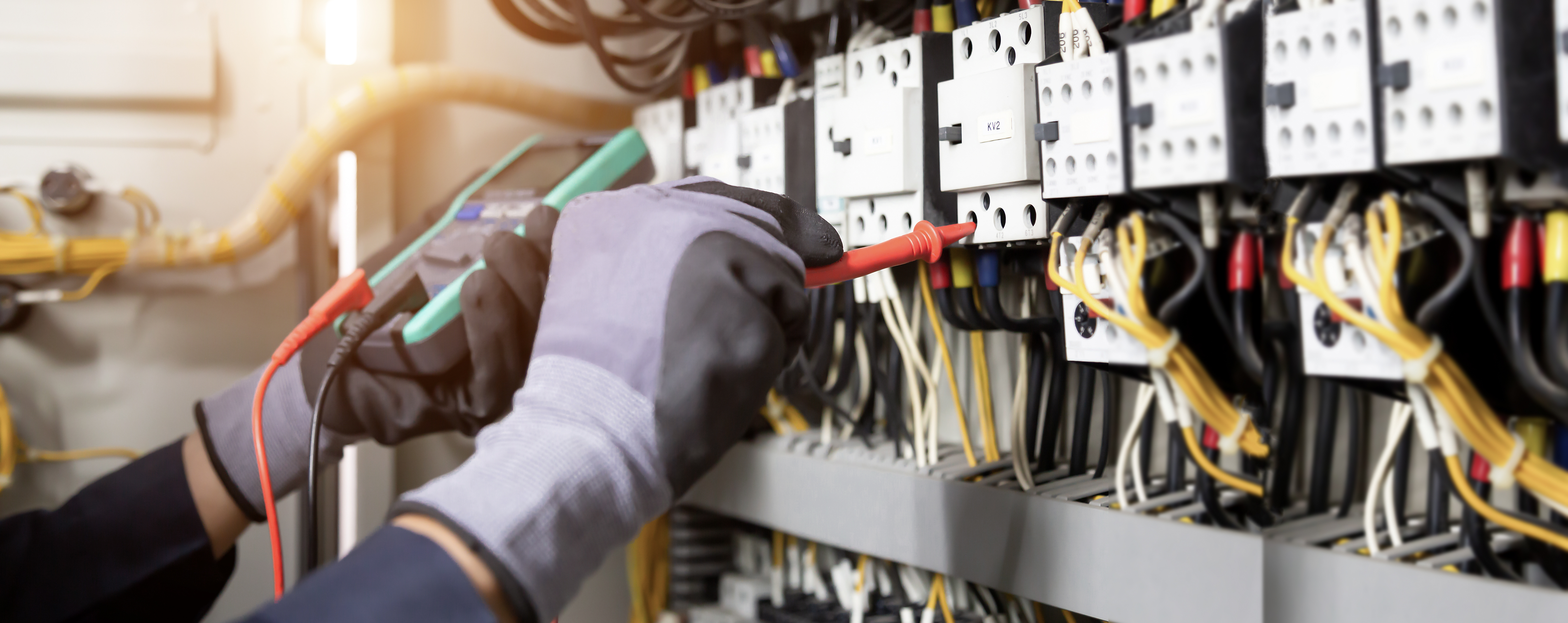 travaux &eacute;lectriques